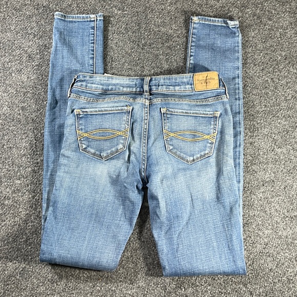 * Abercrombie & Fitch Junior’s Light Washed Skinny Jeans Sz 00R - Picture 7 of 14
